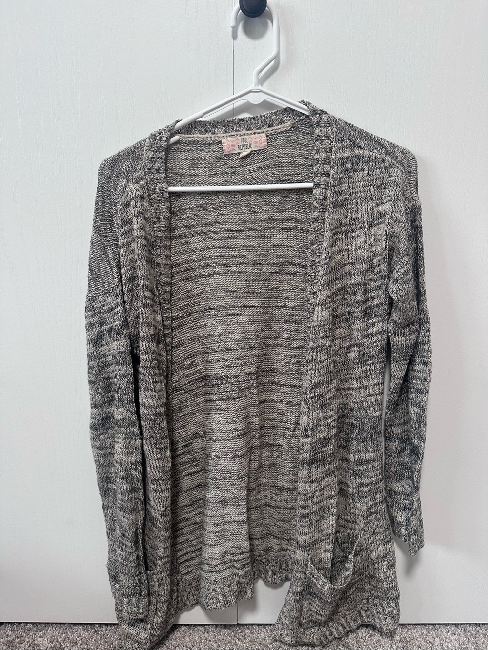 Gray Open-Front Women’s Knit Cardigan Sweater with Pockets